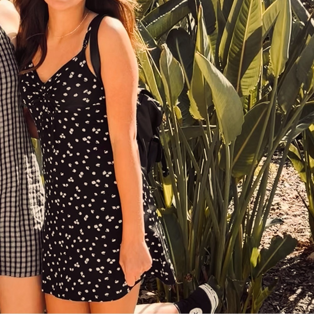 tillys sky and sparrow black floral dress